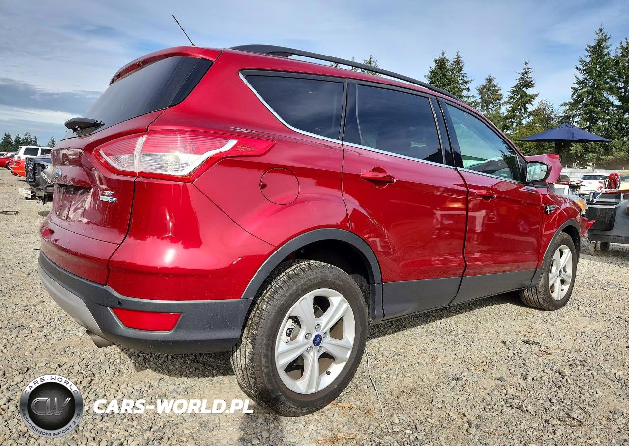 2016 Ford Escape Se VIN:1FMCU9G9XGUC81054 - 3