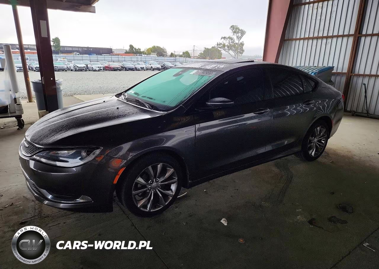 2015 Chrysler 200 S