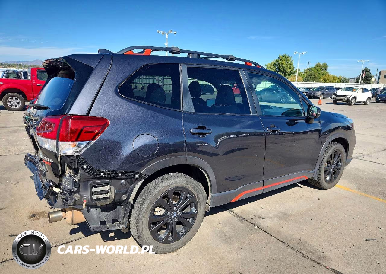 2019 Subaru Forester Sport VIN:JF2SKAPC7KH480228 - 3