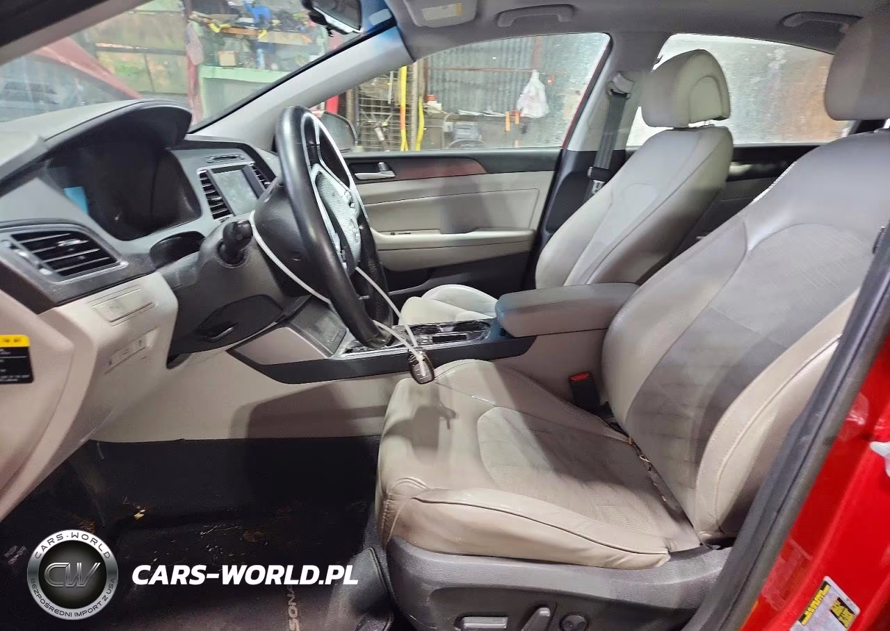 2017 Hyundai Sonata Sport VIN:5NPE34AF6HH486349 - 7