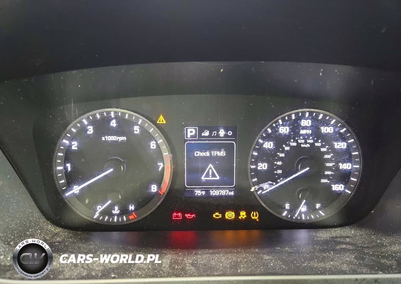 2017 Hyundai Sonata Sport VIN:5NPE34AF6HH486349 - 9