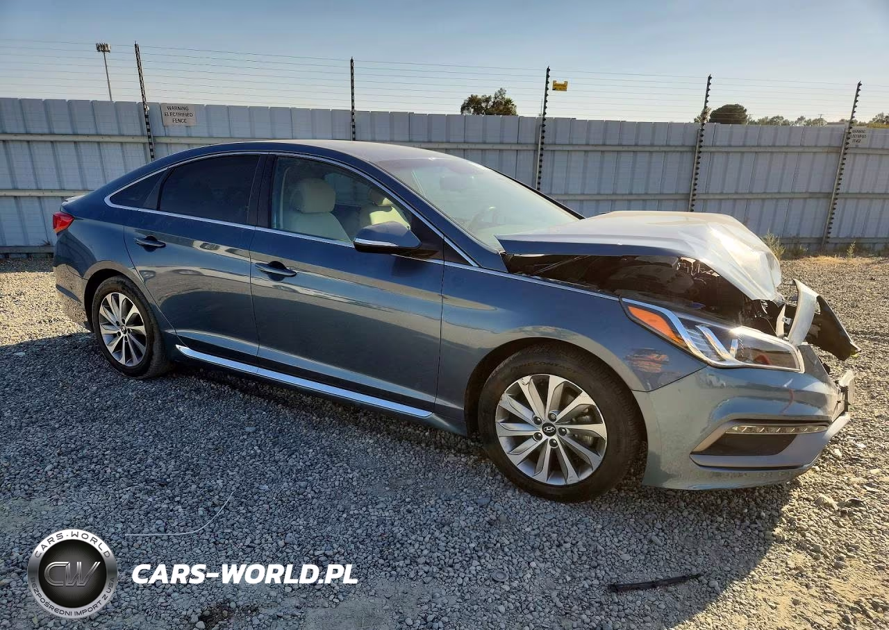 2017 Hyundai Sonata Sport VIN:5NPE34AF2HH591888 - 4
