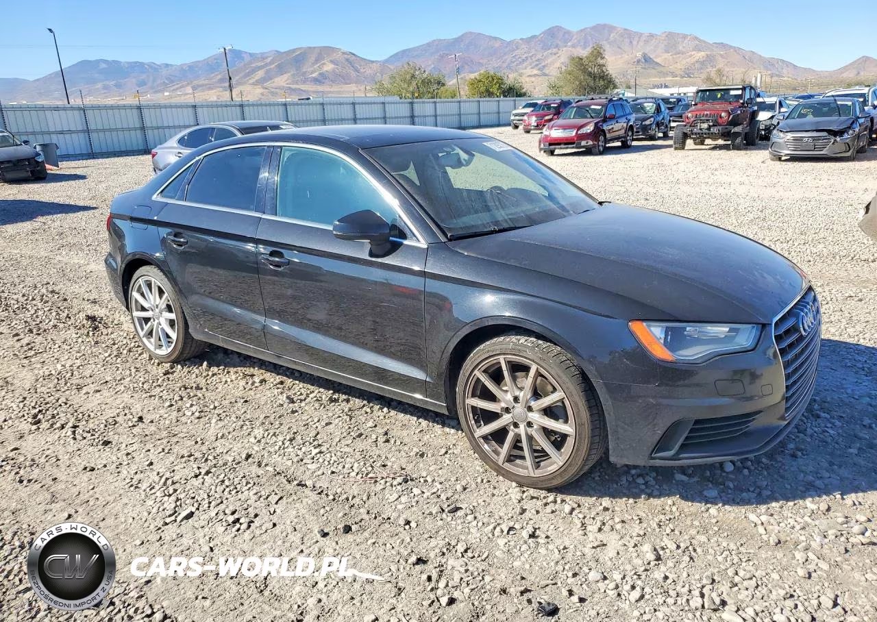 2015 Audi A3 Premium Plus VIN:WAUCCGFF2F1013325 - 4