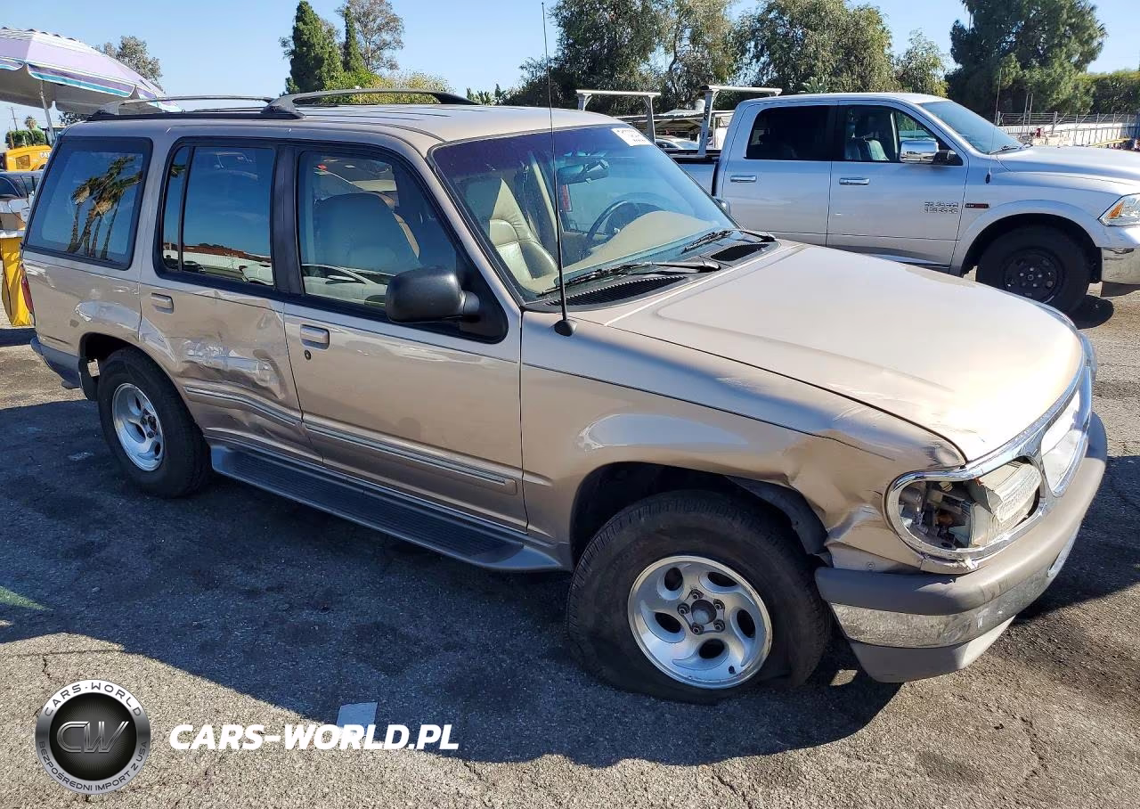1996 Ford Explorer VIN:1FMDU32X1TZA88019 - 4