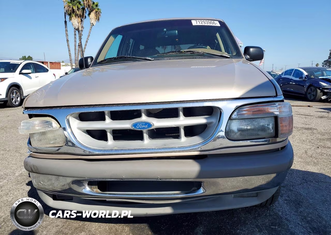 1996 Ford Explorer VIN:1FMDU32X1TZA88019 - 5