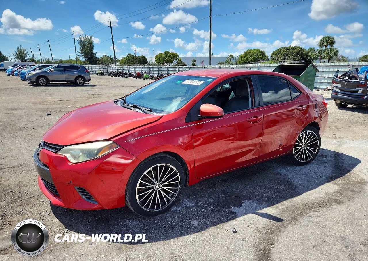 2015 Toyota Corolla Le VIN:5YFBURHE7FP313675 - 1
