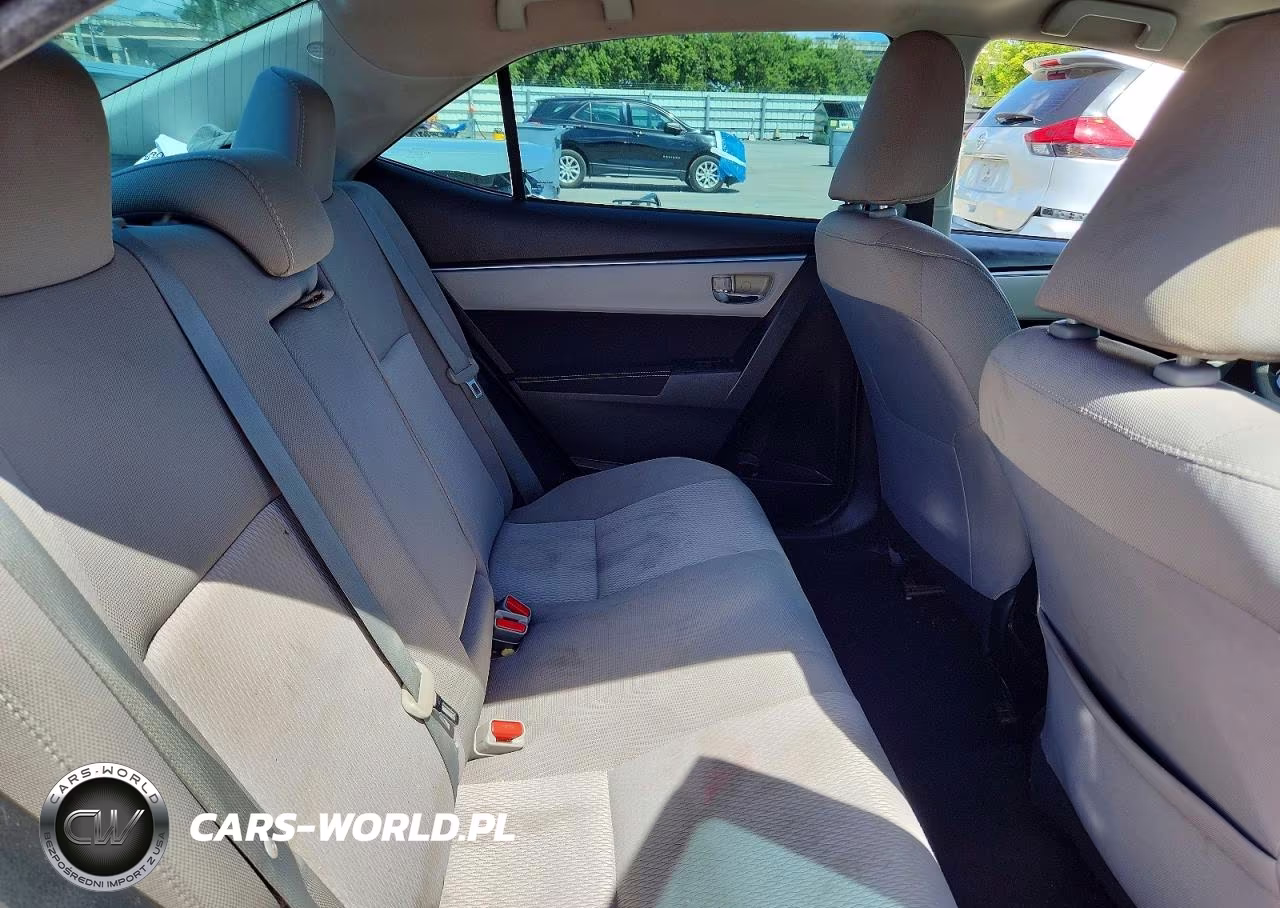 2015 Toyota Corolla Le VIN:5YFBURHE7FP313675 - 10