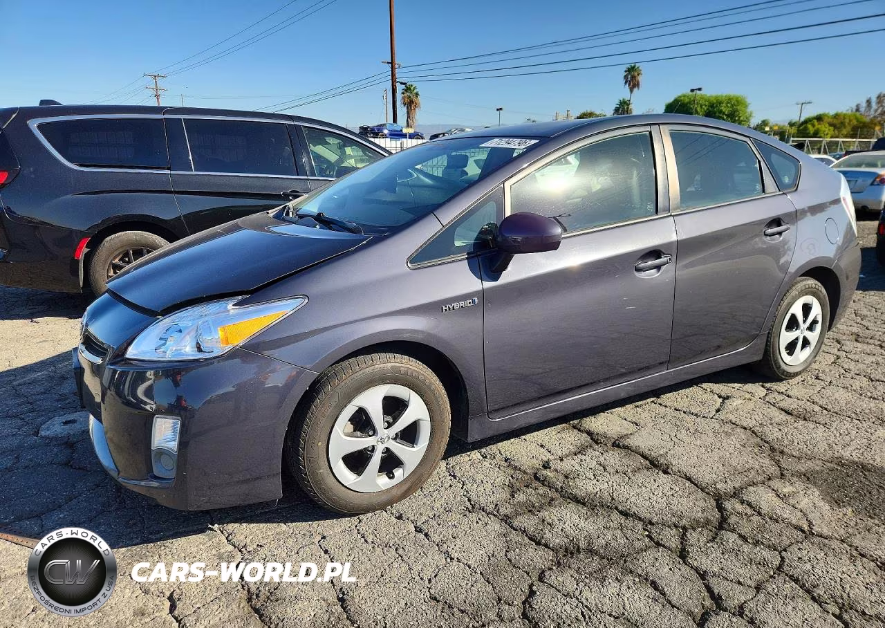 2011 Toyota Prius Two – zdjęcie 1 z 12