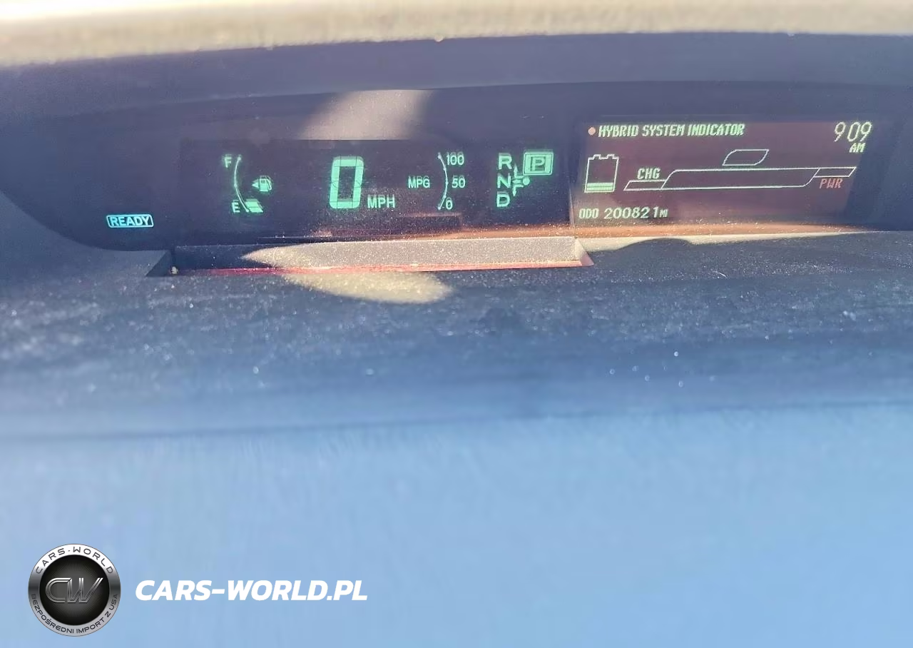 2011 Toyota Prius Two VIN:JTDKN3DU3B5325692 - 9