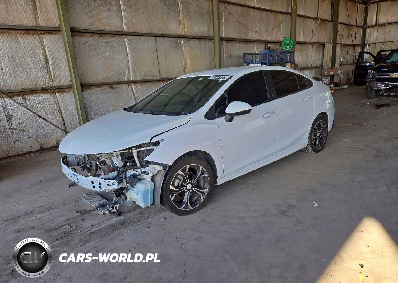 2019 Chevrolet Cruze Lt – zdjęcie 1 z 13
