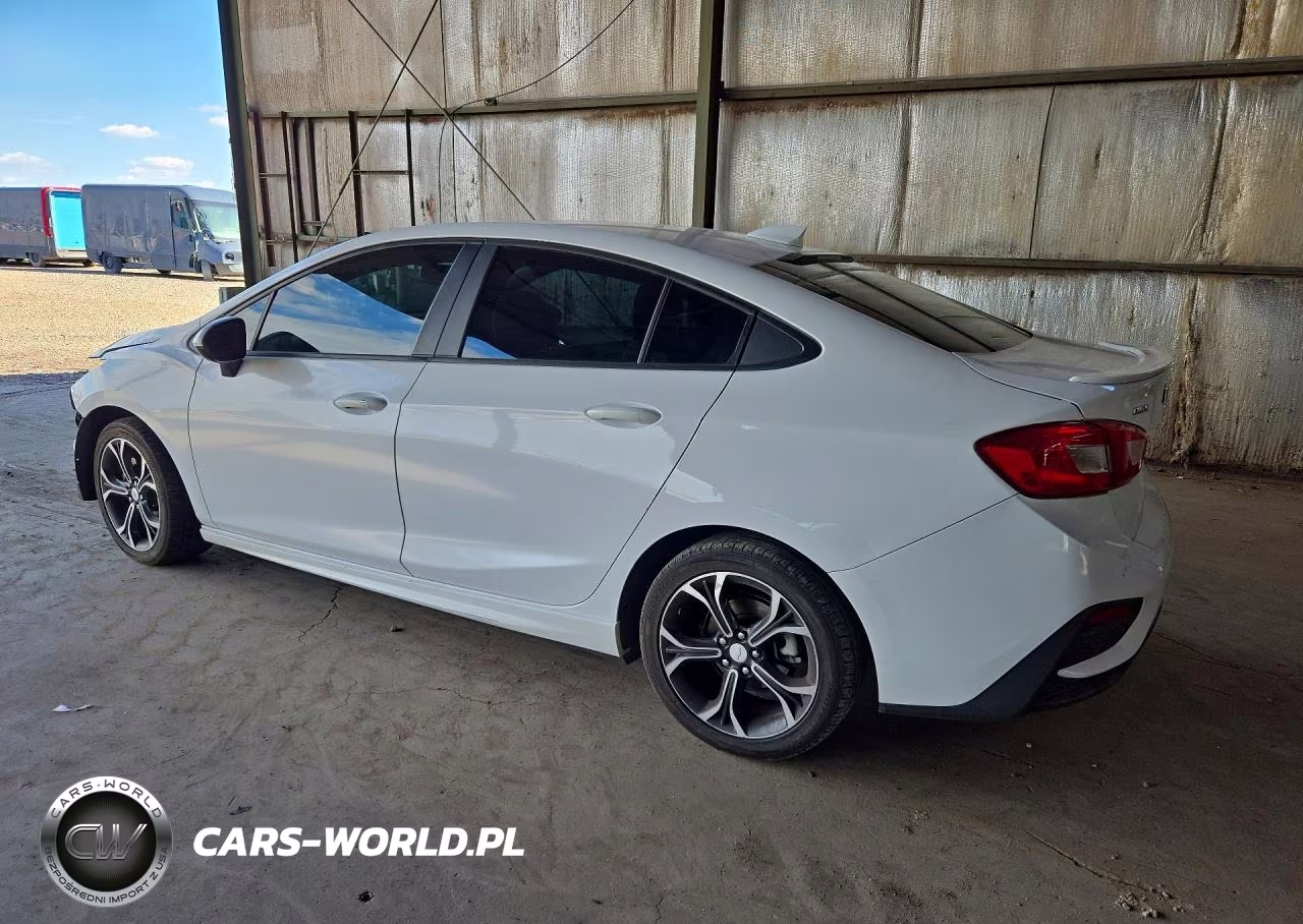 2019 Chevrolet Cruze Lt VIN:1G1BE5SM2K7138472 - 2