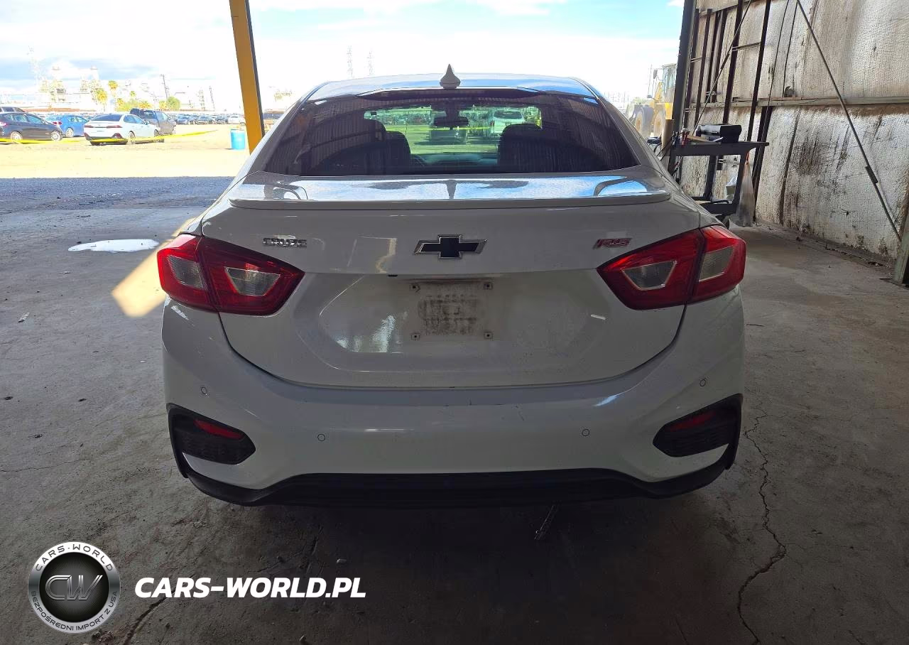 2019 Chevrolet Cruze Lt VIN:1G1BE5SM2K7138472 - 6