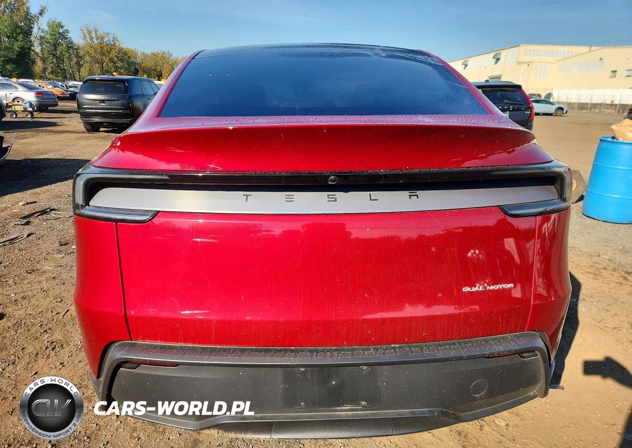 2026 Tesla Model Y VIN:7SAYGDEE1TF531601 - 6
