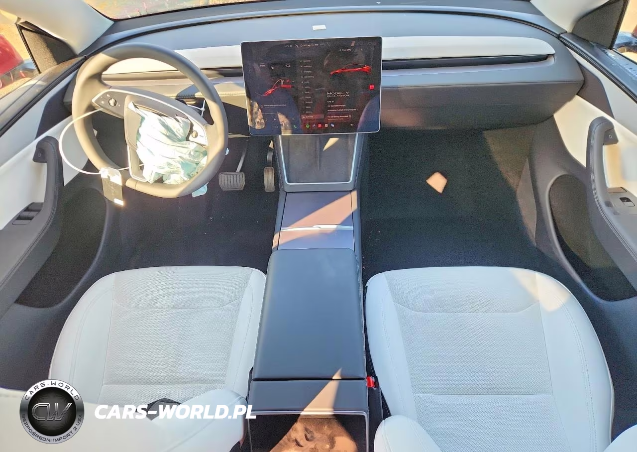 2026 Tesla Model Y VIN:7SAYGDEE1TF531601 - 8