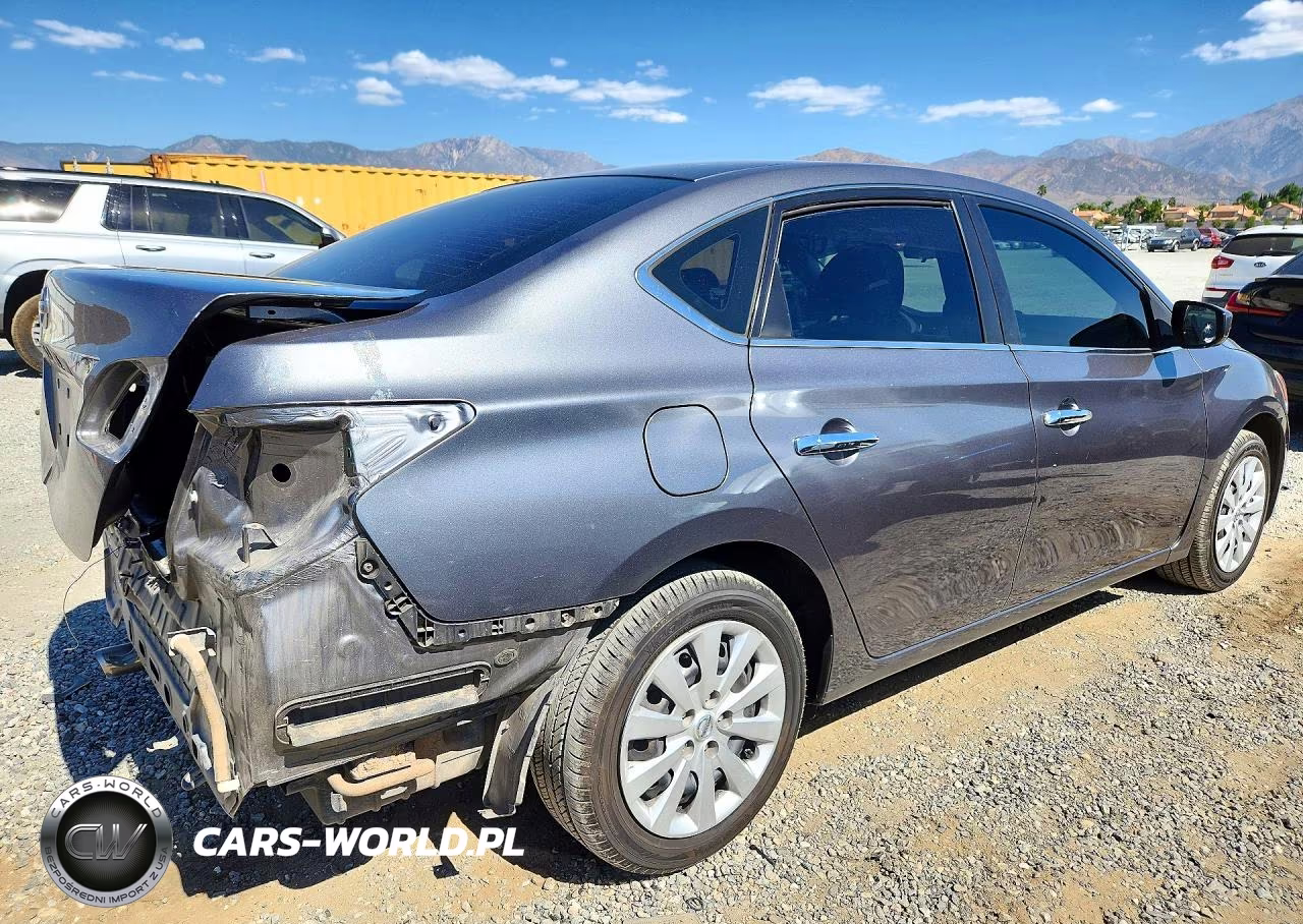 2015 Nissan Sentra S VIN:3N1AB7AP9FY309194 - 3