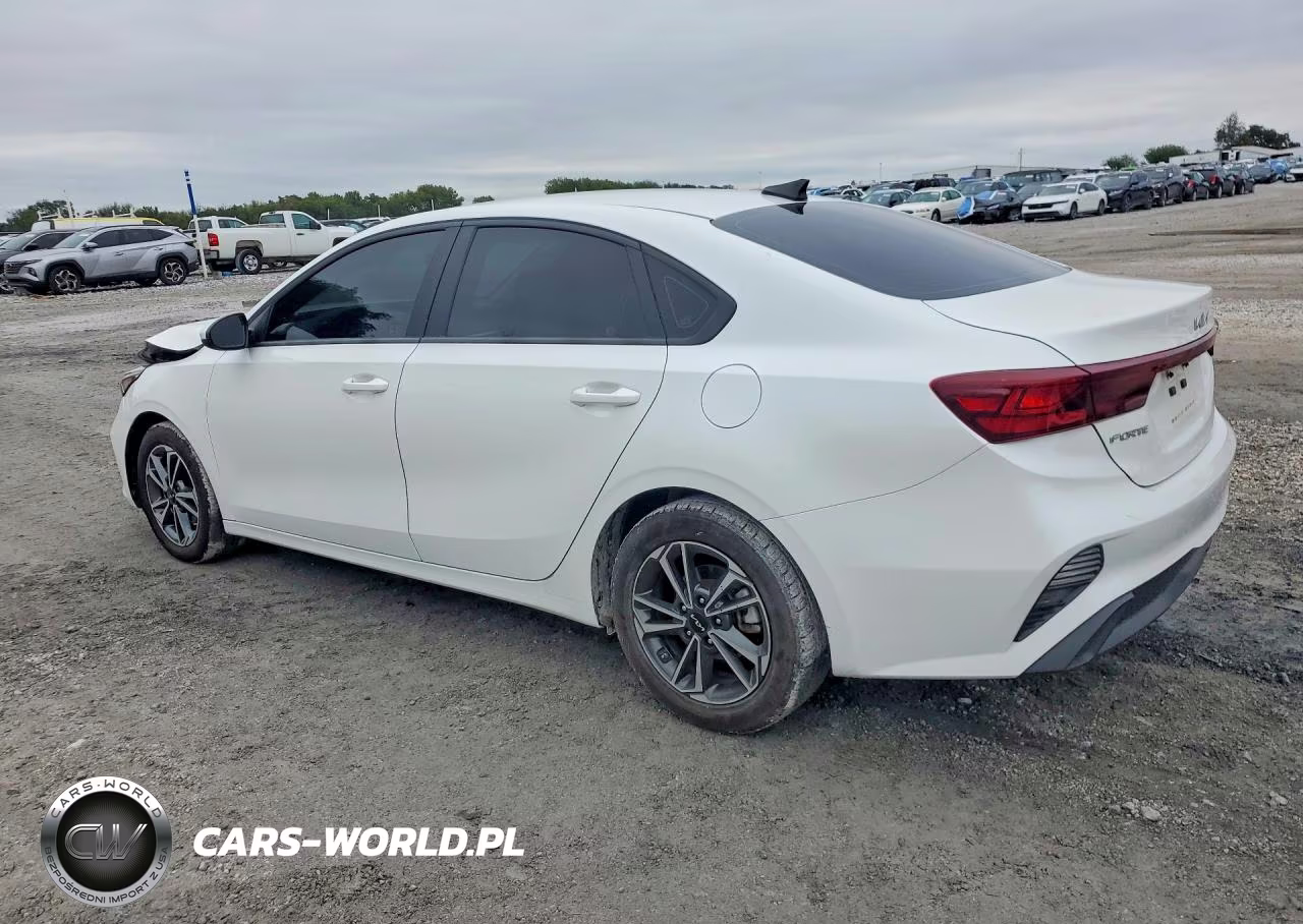 2022 Kia Forte Lxs VIN:3KPF24AD0NE435340 - 2