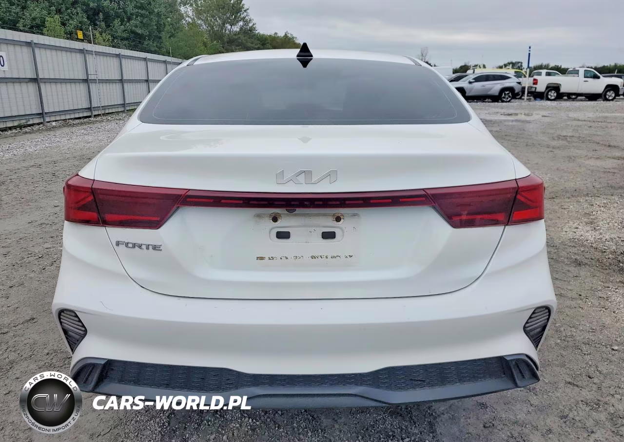 2022 Kia Forte Lxs VIN:3KPF24AD0NE435340 - 6