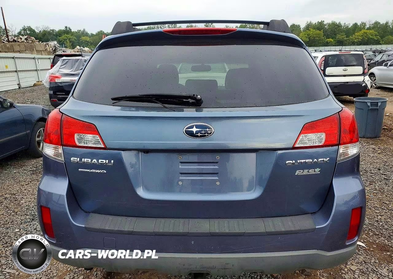 2013 Subaru Outback 2.5I Premium VIN:4S4BRBGC0D3256746 - 6