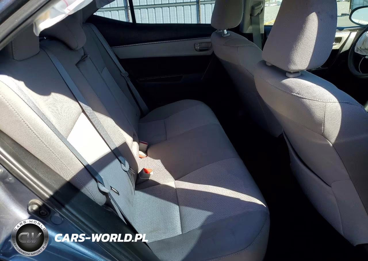 2015 Toyota Corolla Le VIN:5YFBURHE8FP215237 - 10