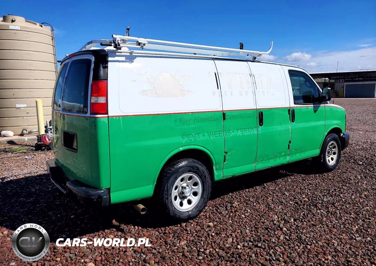 2014 Chevrolet Express G1500 Delivery Van VIN:1GCSGAF44E1200689 - 3
