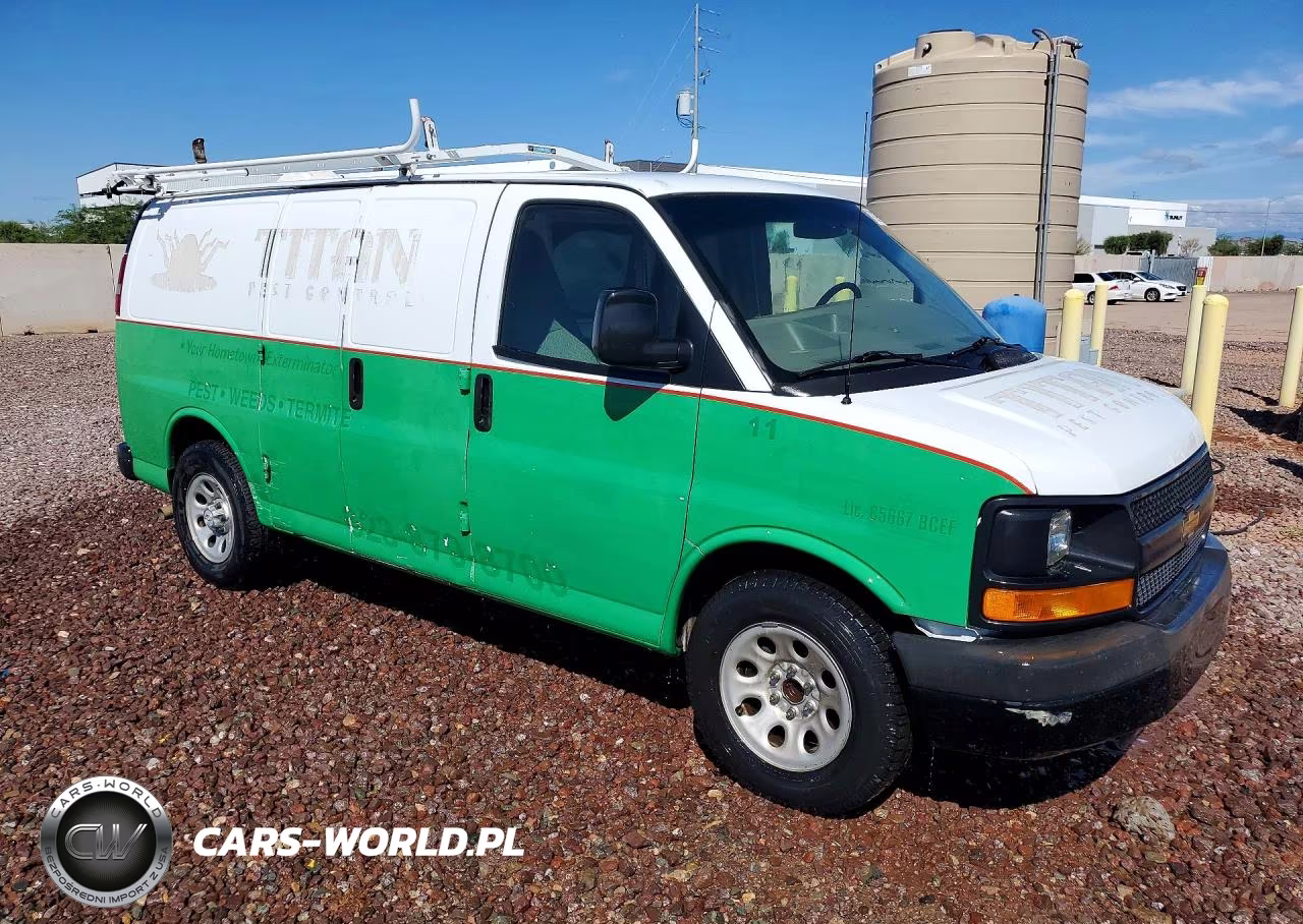 2014 Chevrolet Express G1500 Delivery Van VIN:1GCSGAF44E1200689 - 4
