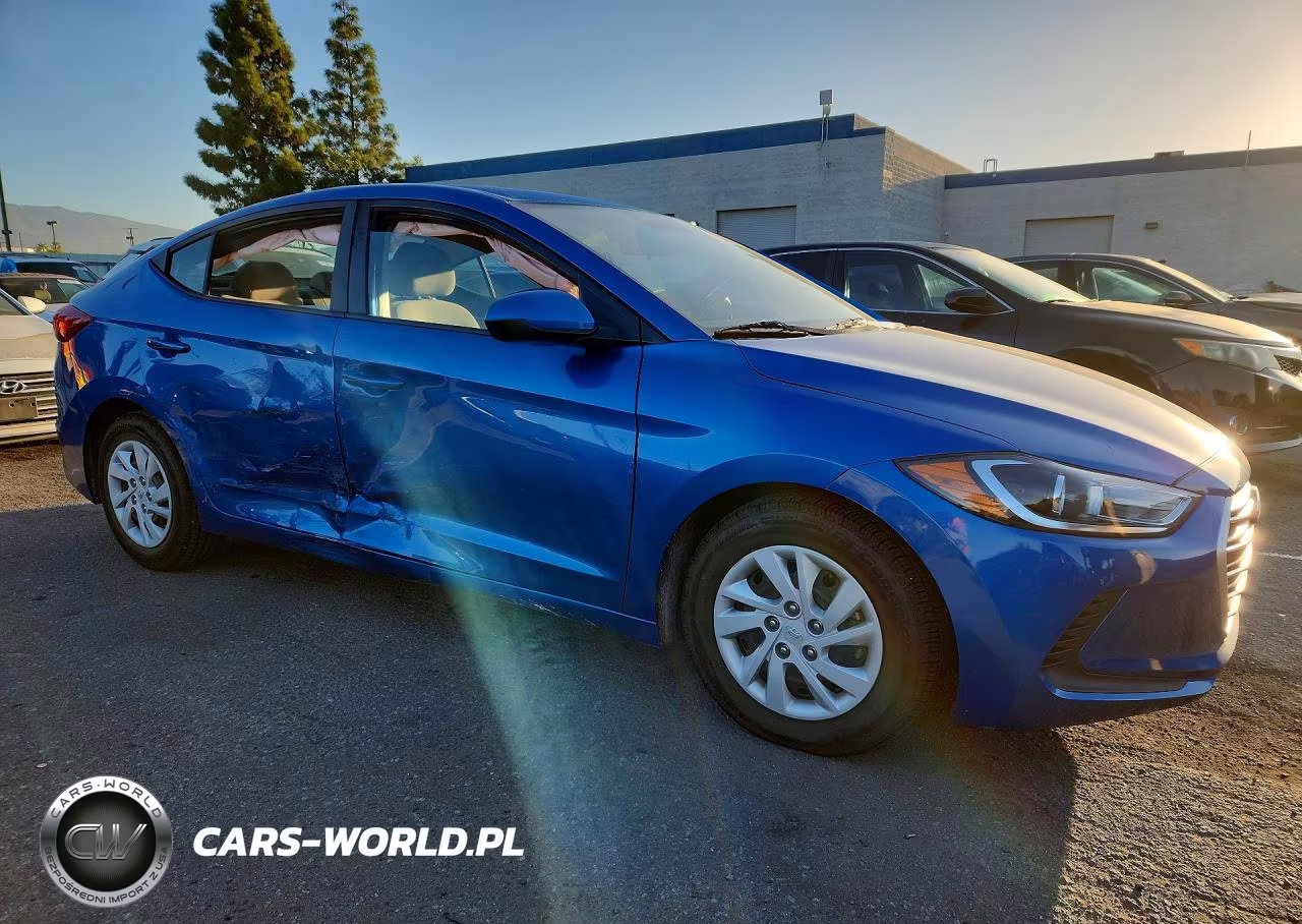 2018 Hyundai Elantra Se VIN:5NPD74LF3JH394943 - 4