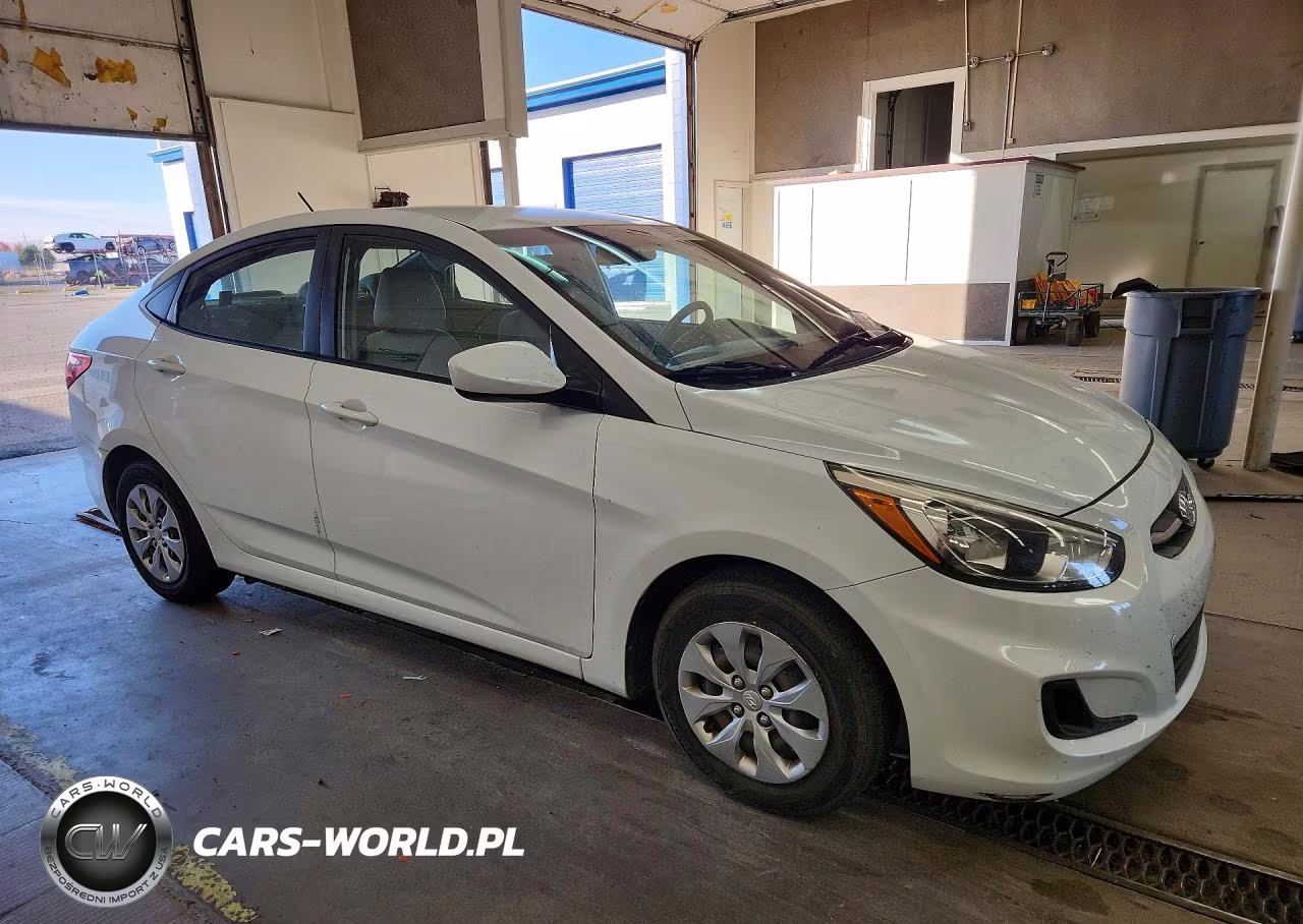 2016 Hyundai Accent Se VIN:KMHCT4AE3GU098607 - 4