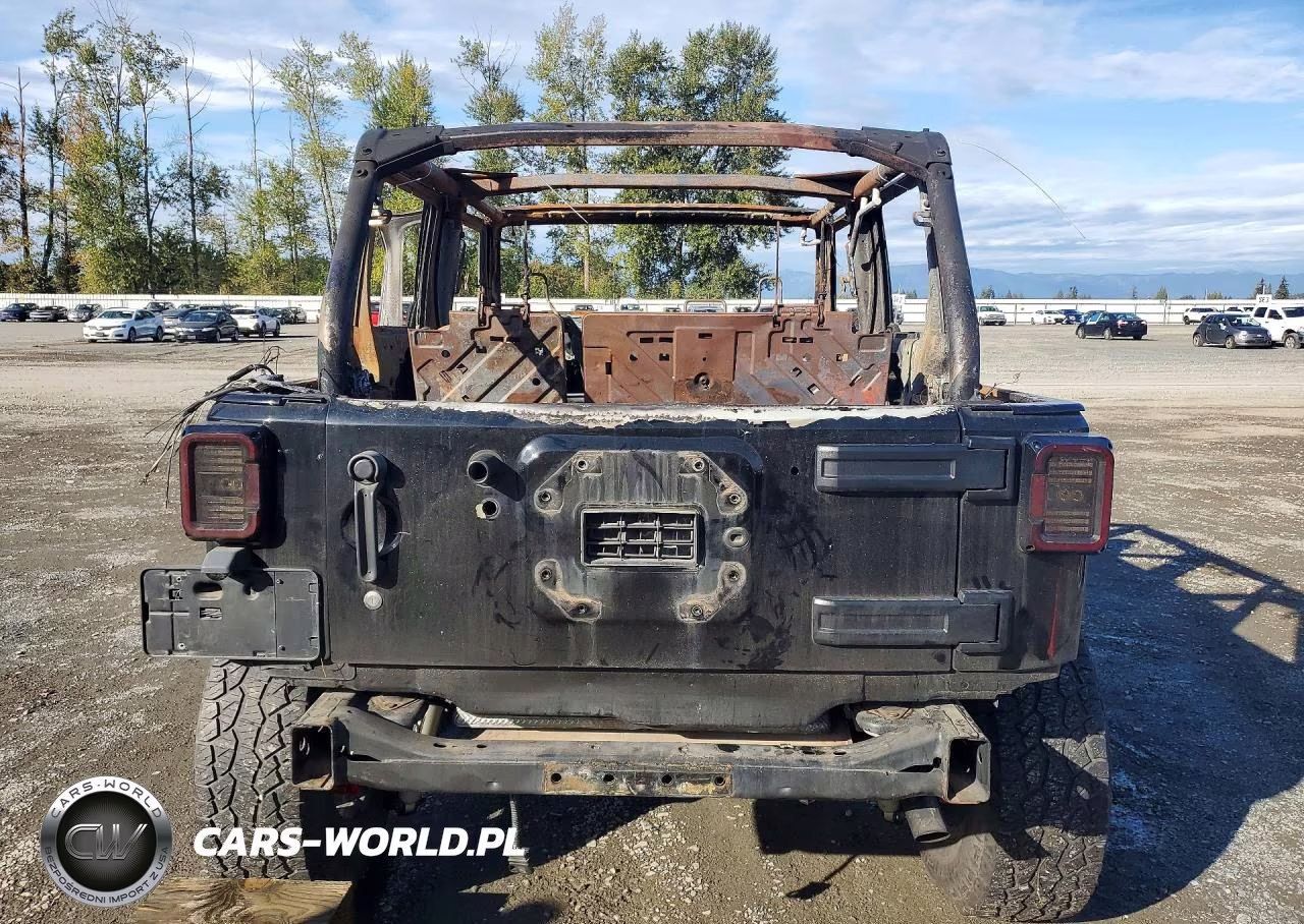 2012 Jeep Wrangler Unlimited Sahara VIN:1C4BJWEG2CL216384 - 6