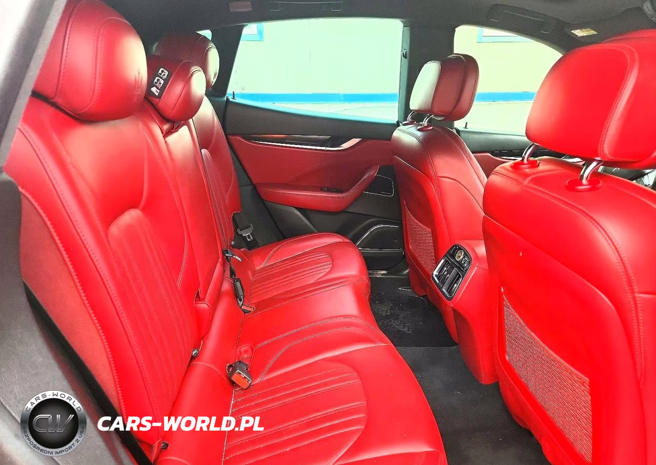 2022 Maserati Levante Sport VIN:ZN661XUS8HX222606 - 10
