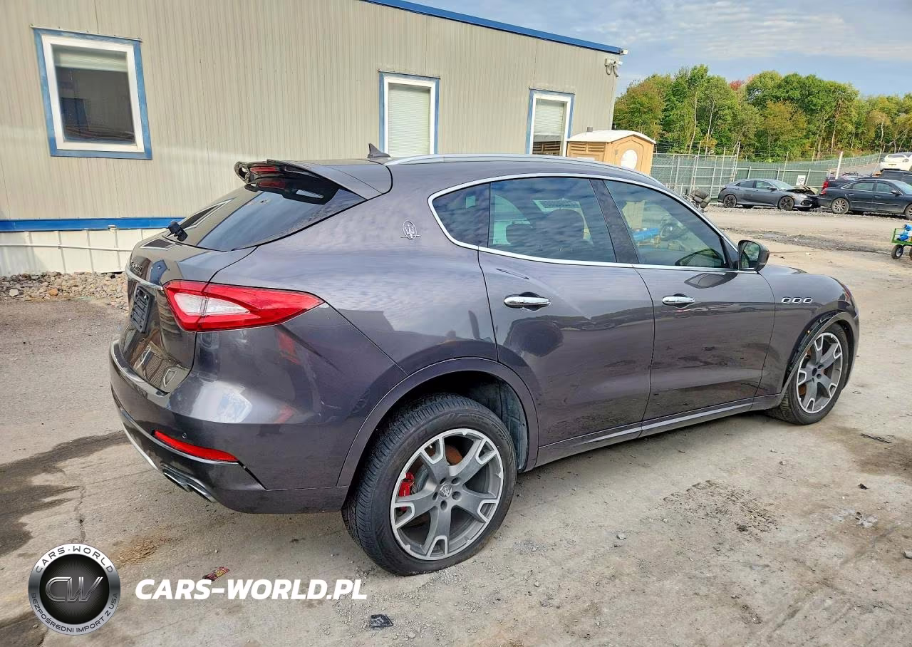 2022 Maserati Levante Sport VIN:ZN661XUS8HX222606 - 3