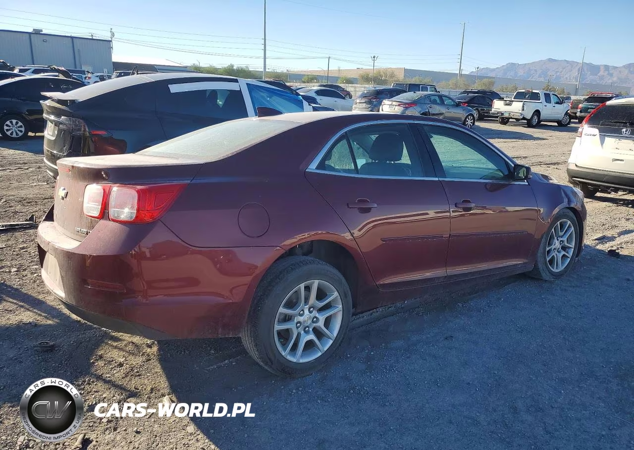 2015 Chevrolet Malibu 1Lt VIN:1G11C5SL4FF182199 - 3