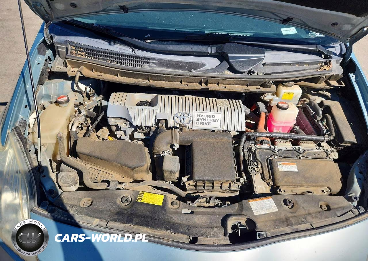 2015 Toyota Prius Two VIN:JTDKN3DU9F1942589 - 11