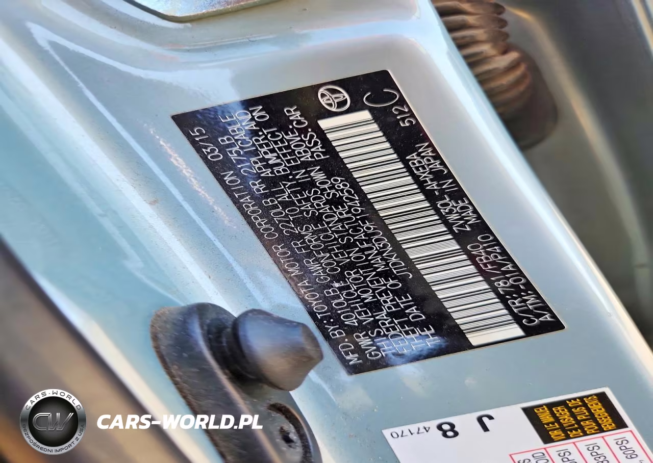 2015 Toyota Prius Two VIN:JTDKN3DU9F1942589 - 12