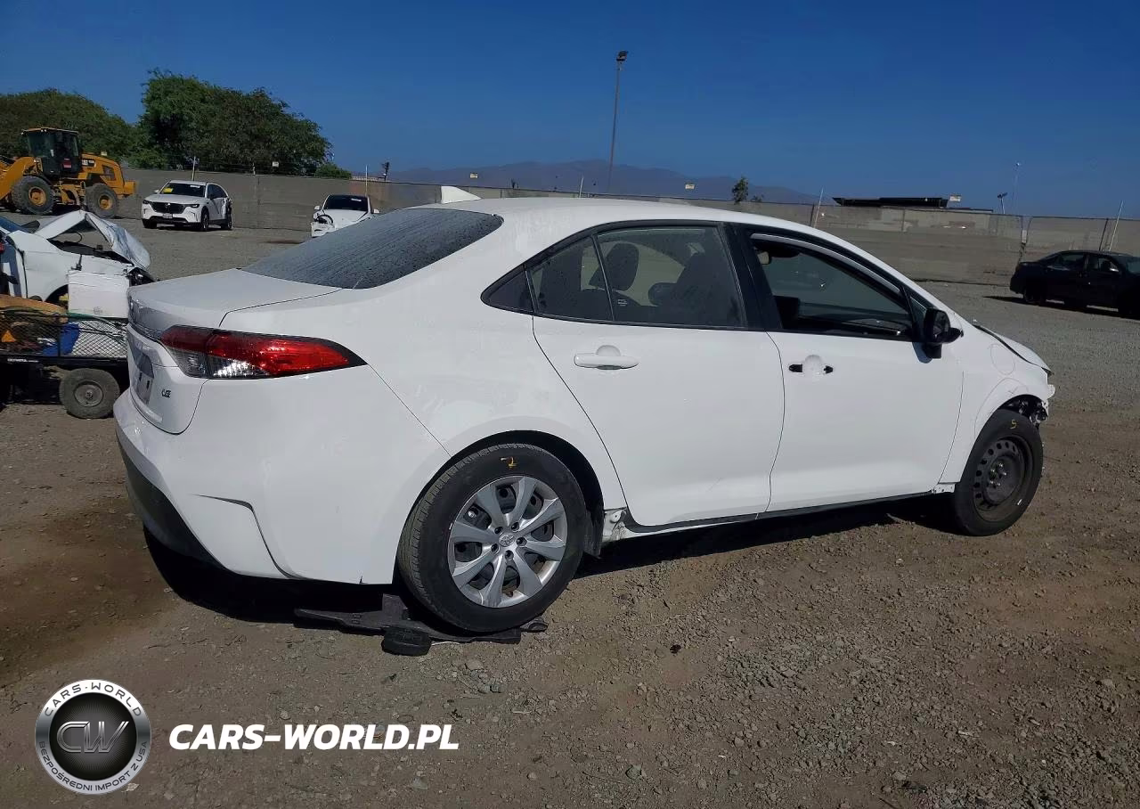 2024 Toyota Corolla Le VIN:JTDB4MEE5R3022872 - 3