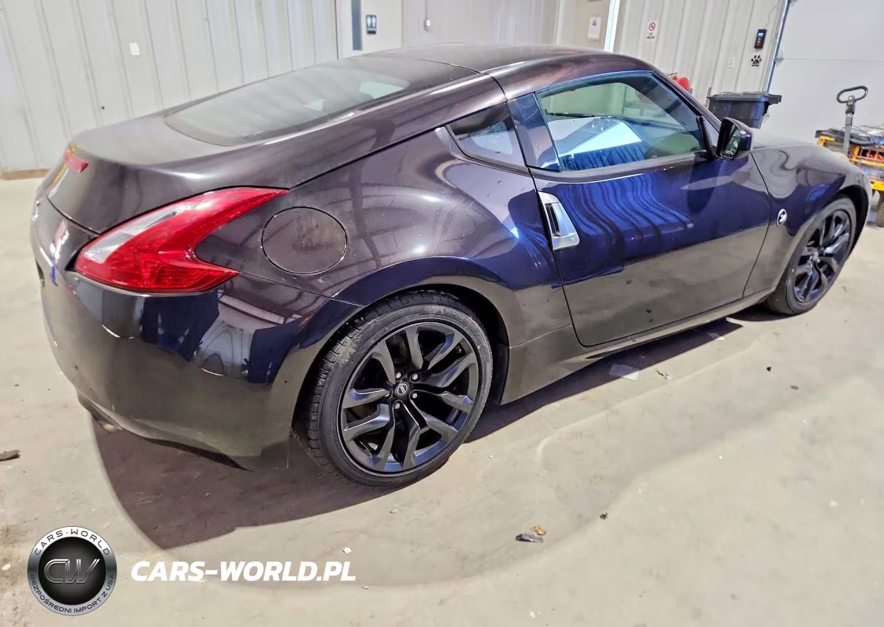 2017 Nissan 370Z Base VIN:JN1AZ4EH9HM953121 - 3