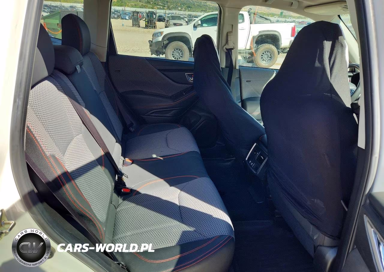 2019 Subaru Forester Sport VIN:JF2SKAJC9KH543077 - 10