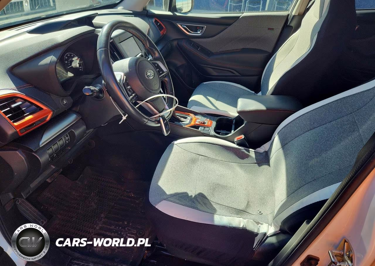 2019 Subaru Forester Sport VIN:JF2SKAJC9KH543077 - 7