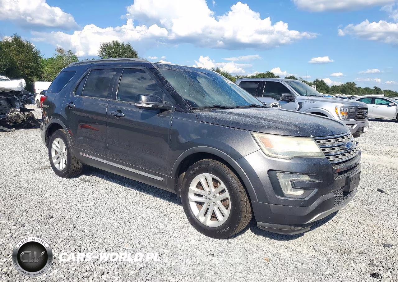 2016 Ford Explorer Xlt VIN:1FM5K7D87GGD01564 - 4
