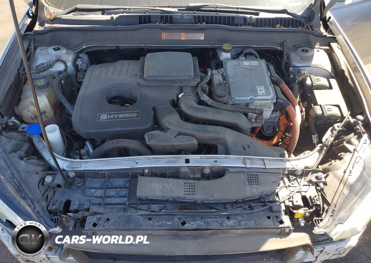 2018 Ford Fusion S Hybrid VIN:3FA6P0UU7JR273575 - 11