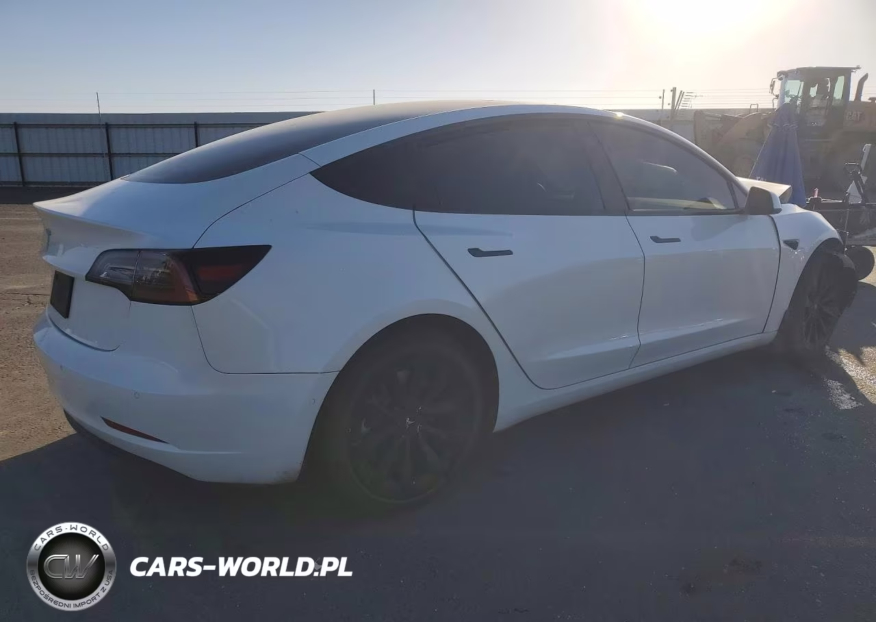 2022 Tesla Model 3 VIN:5YJ3E1EA1NF252046 - 3