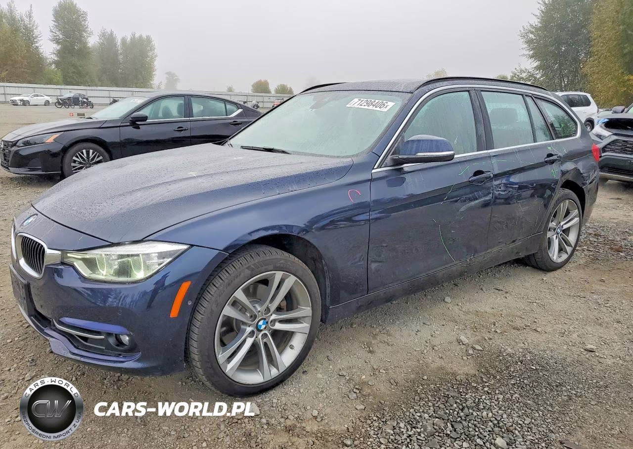 2017 BMW 330 Xi – zdjęcie 1 z 13