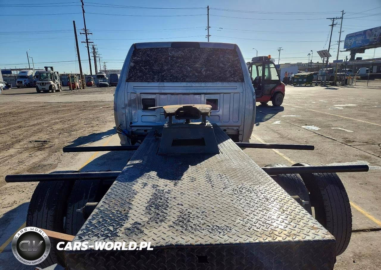 2023 Ram 3500 VIN:3C7WRSCL6PG533464 - 10