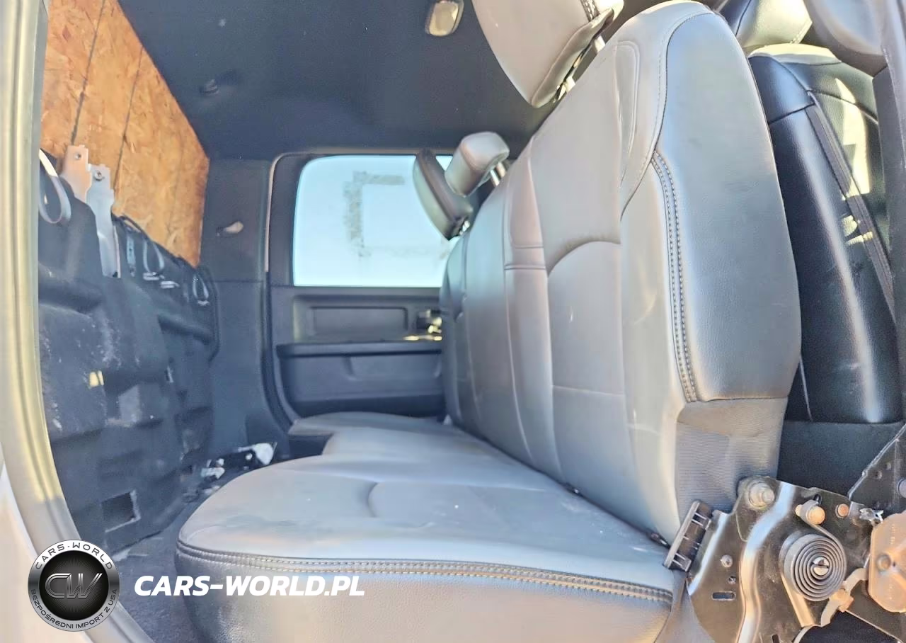 2023 Ram 3500 VIN:3C7WRSCL6PG533464 - 11