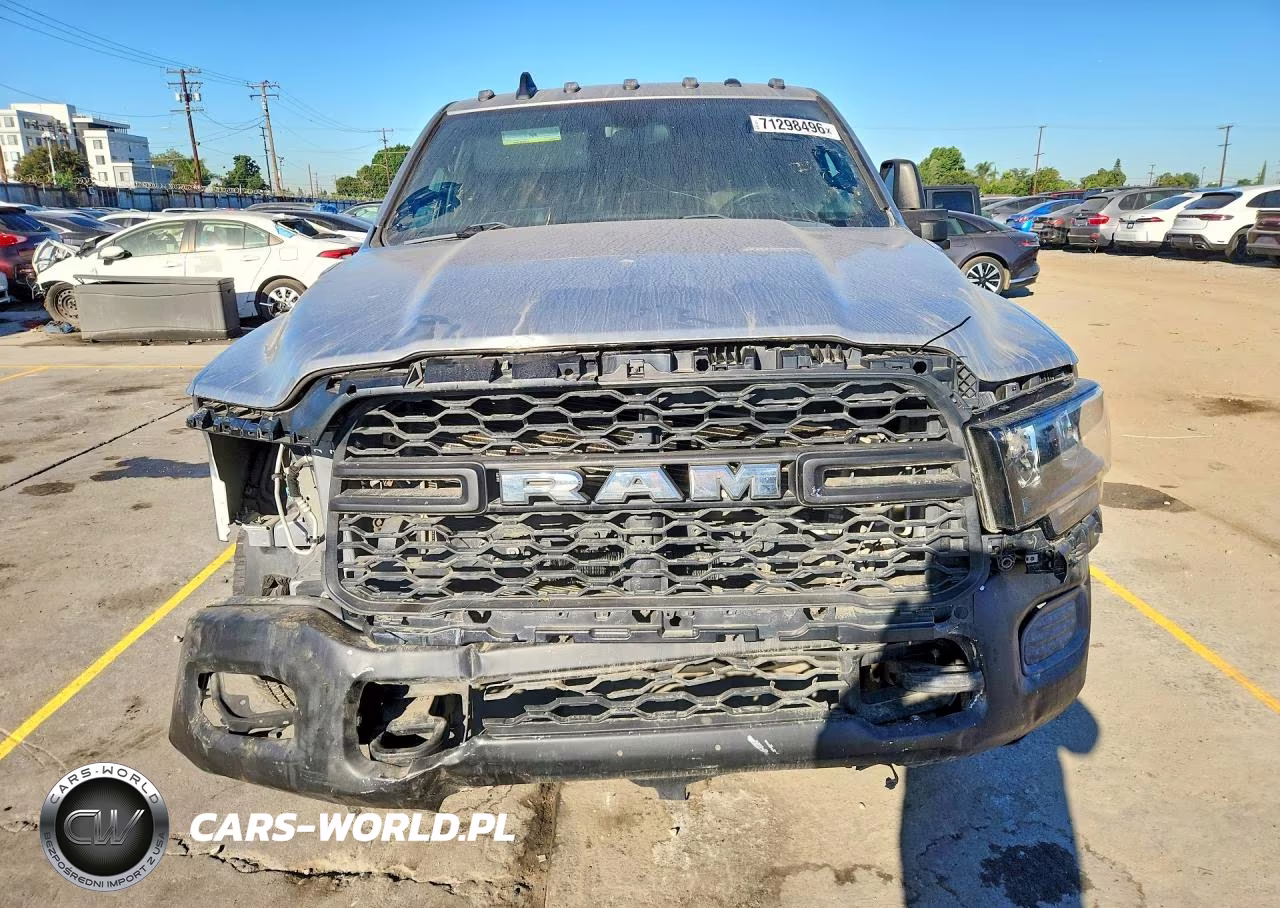 2023 Ram 3500 VIN:3C7WRSCL6PG533464 - 5