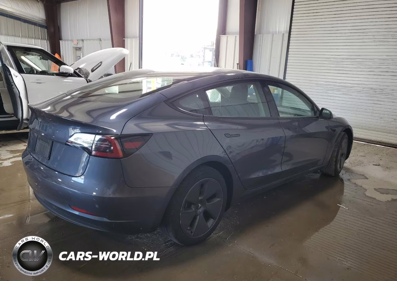 2023 Tesla Model 3 VIN:5YJ3E1EA1PF658573 - 3