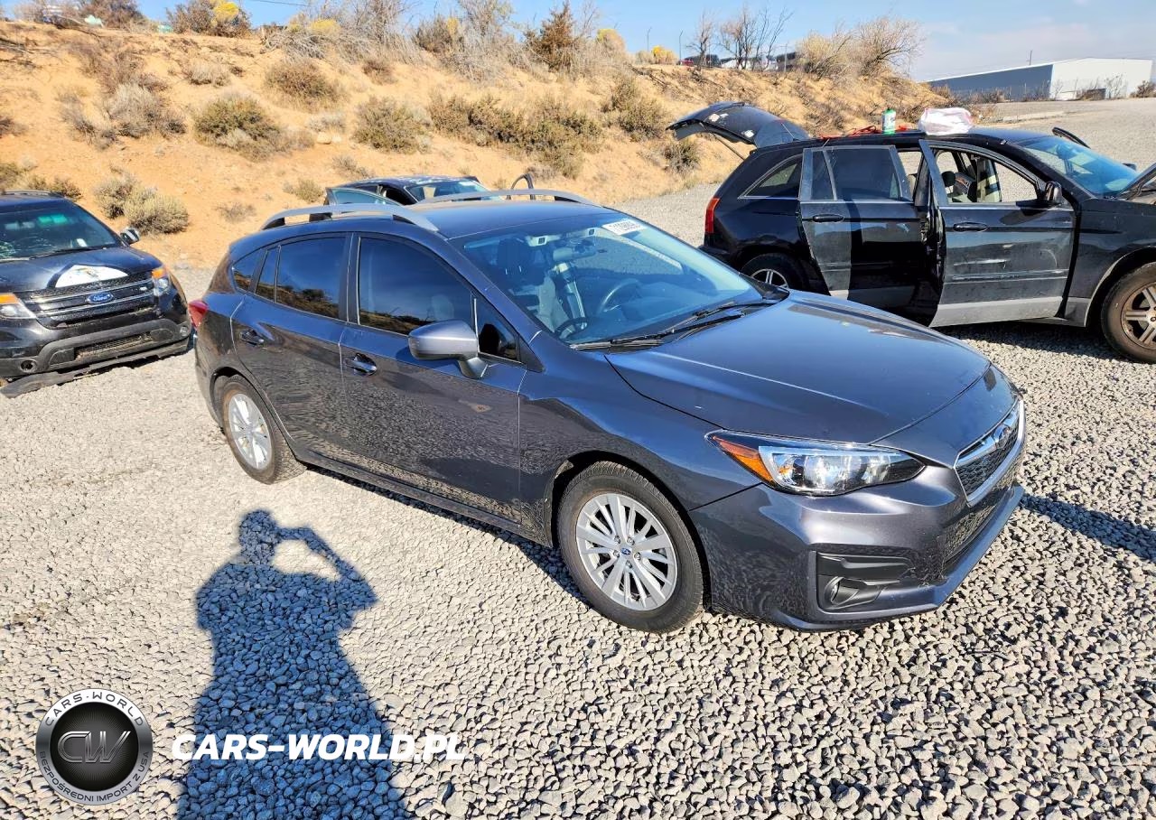 2018 Subaru Impreza Premium Plus VIN:4S3GTAD67J3732801 - 4