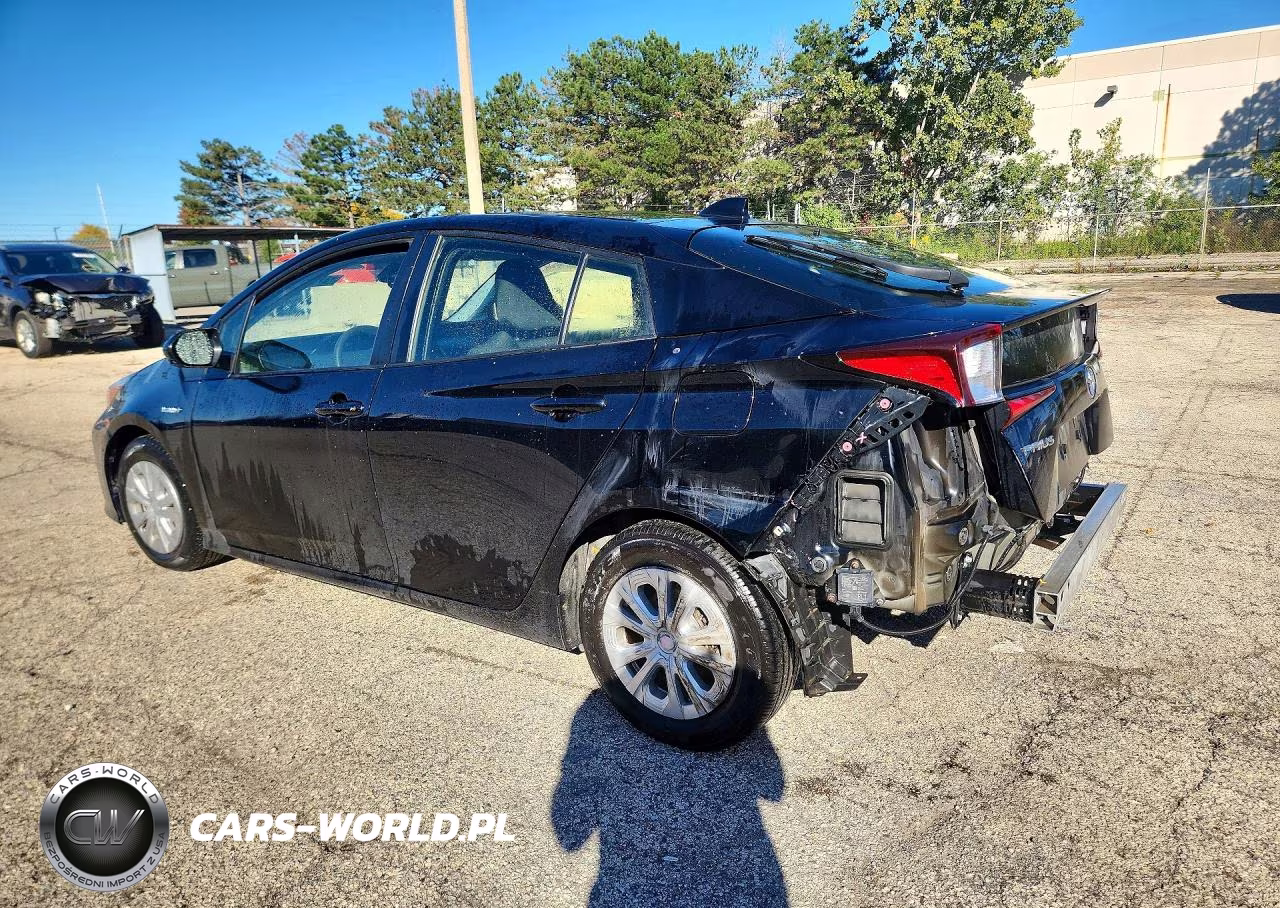 2022 Toyota Prius Le VIN:JTDKAMFUXN3182965 - 2