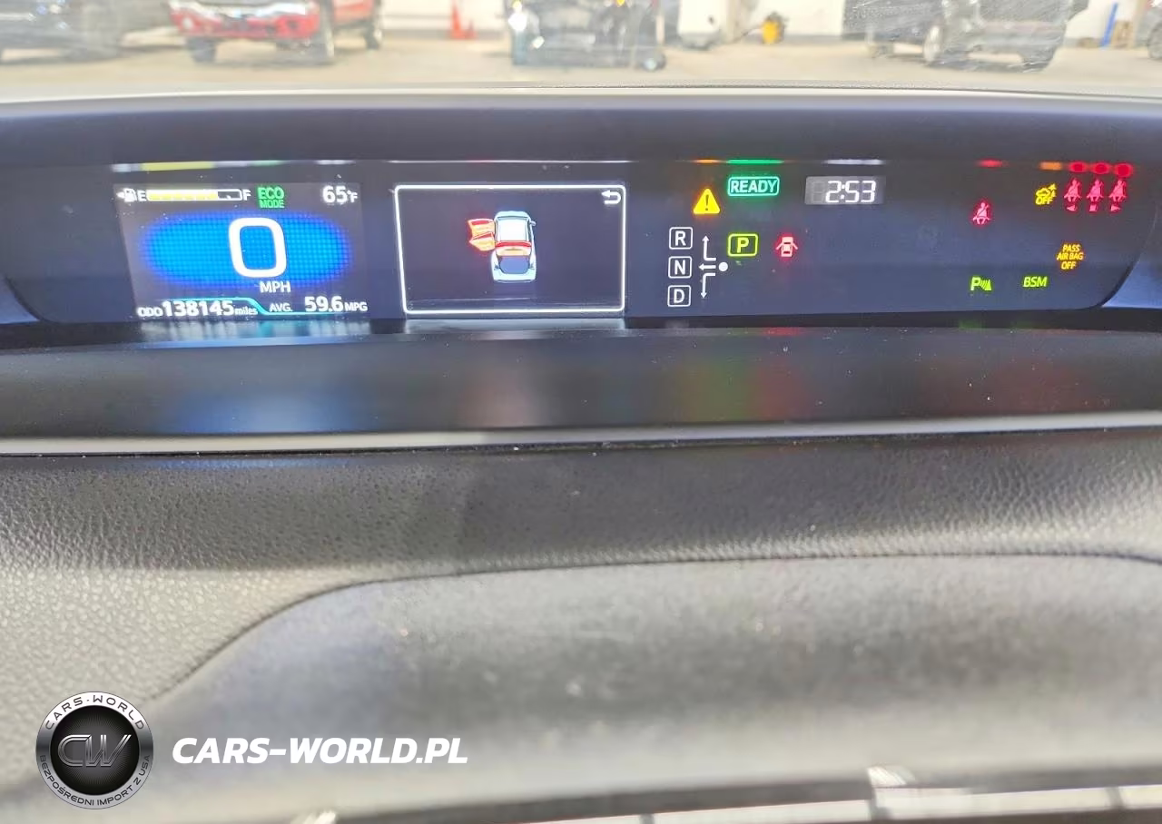 2022 Toyota Prius Le VIN:JTDKAMFUXN3182965 - 9