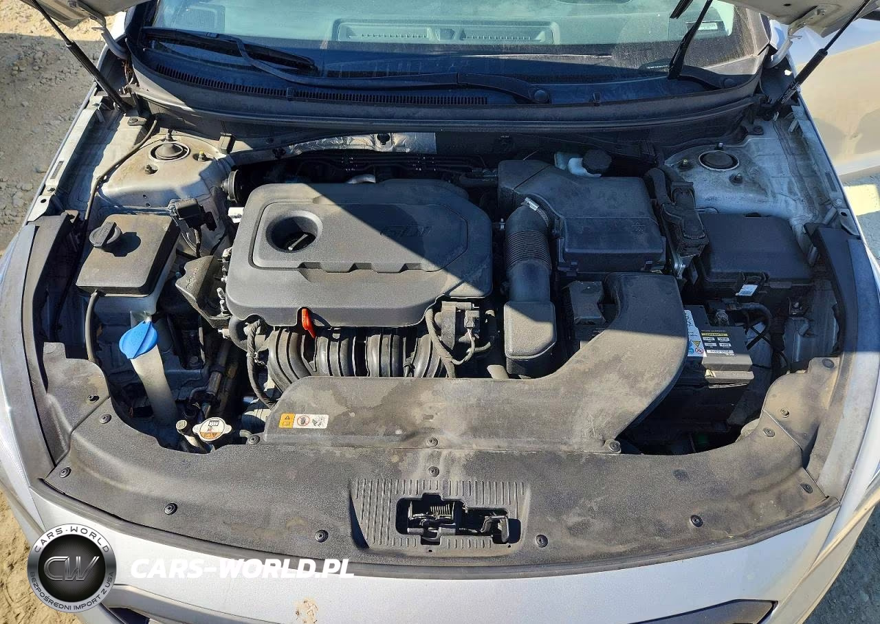 2015 Hyundai Sonata Sport VIN:5NPE34AF4FH131774 - 11