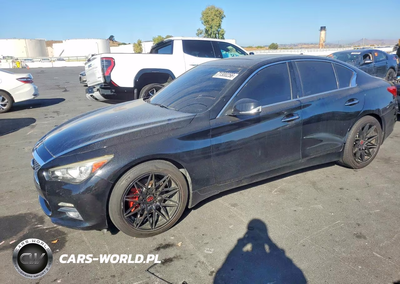 2015 Infiniti Q50 Premium